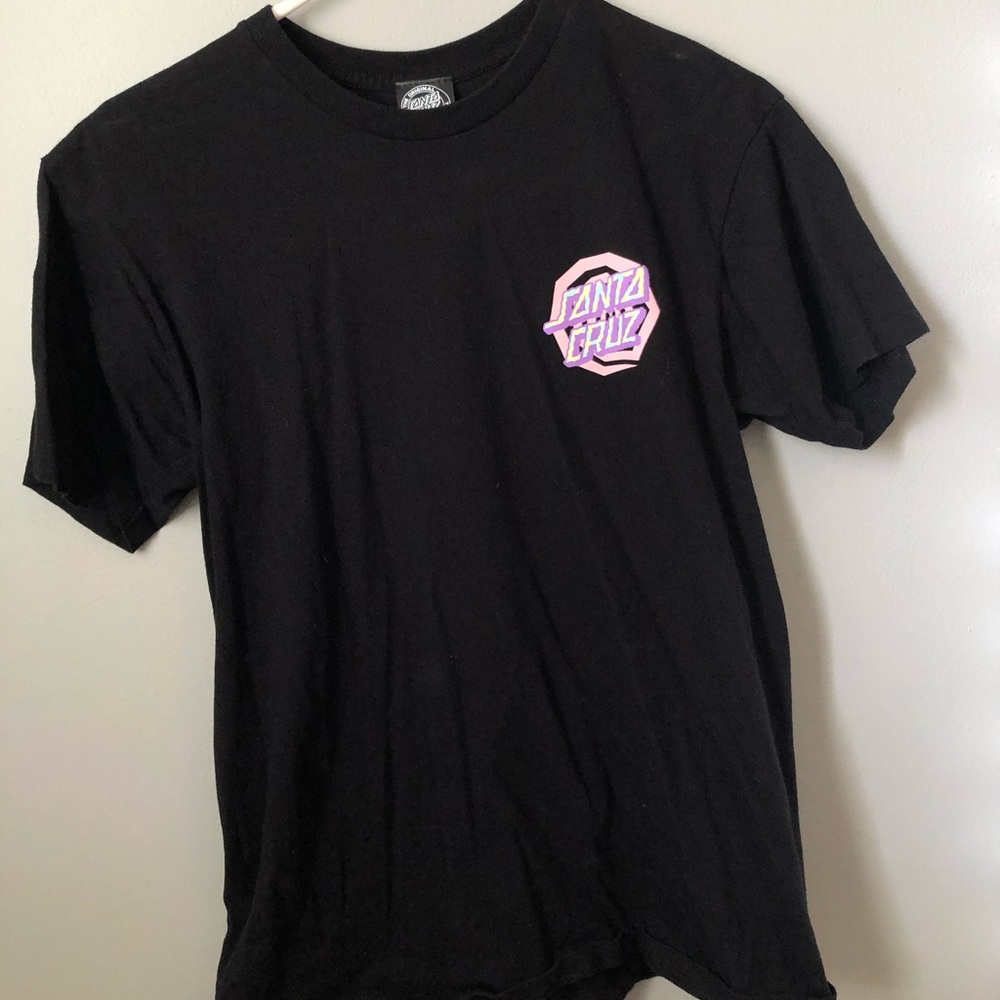black santa cruz tee